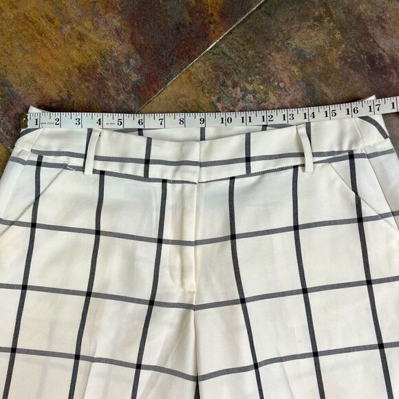 Lane Bryant Wide Leg Cuffed Cropped Plaid Pants 14 - Picture 4 of 11